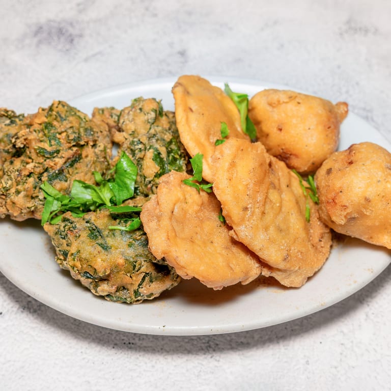 Savor Our Crispy Pakora